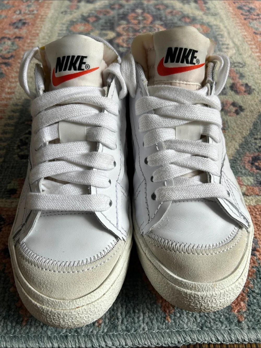 Nike Blazer Low ‘77 Jumbo Sneakers